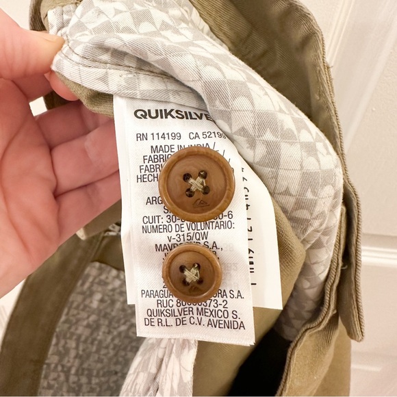 Quicksilver Straight Fit Flat Front Shorts Tan sz 34 - Picture 5 of 6